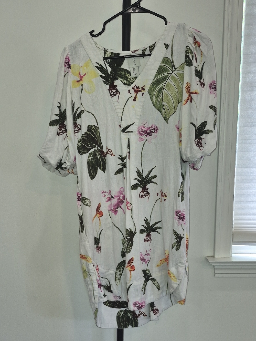 White Floral V-Neck Short Sleeve Tunic with Green & Pink Botanical Print